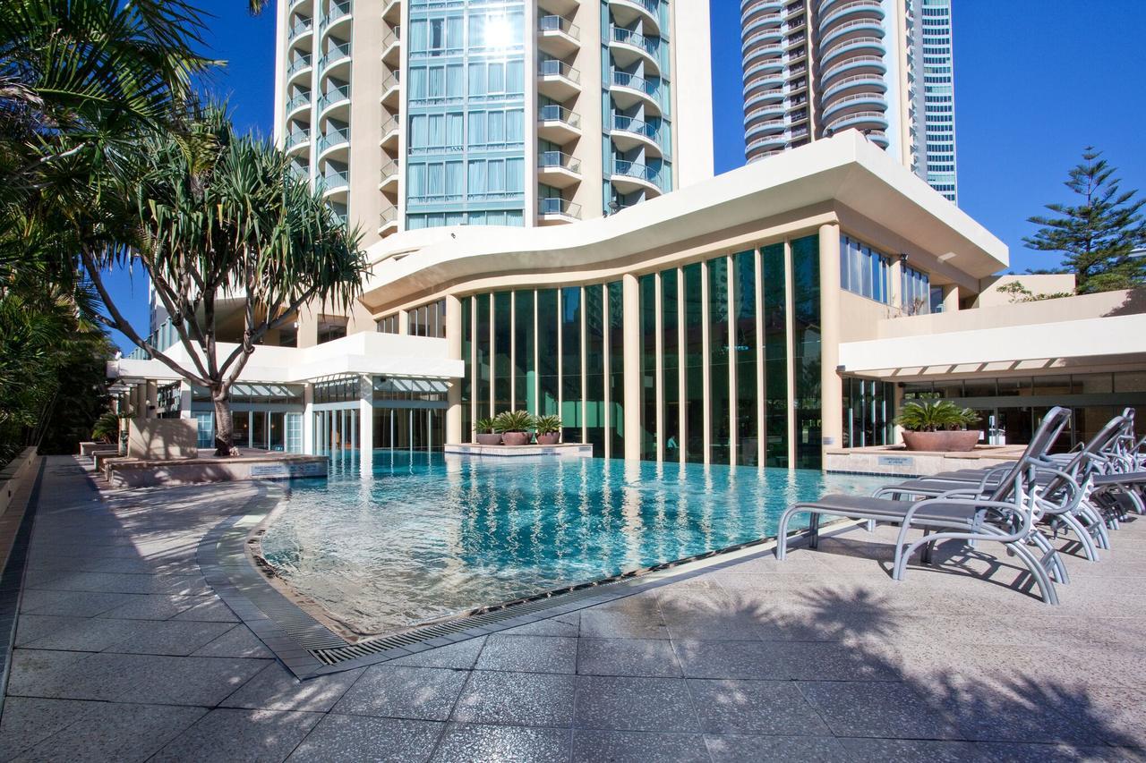 Legends 1 Bedroom Spa Suite - We Accommodate Голд-Кост Экстерьер фото